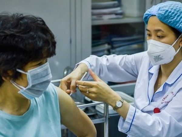 5 điều không nên làm sau khi tiêm mũi 3 vắc-xin Covid-19