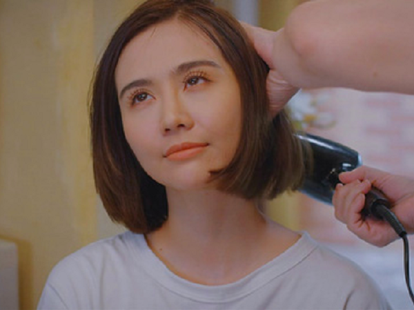 Thương ngày nắng về tập 16: Thất vọng vì mẹ ruột không nhận ra mình, Vân Trang lại tìm về mẹ nuôi