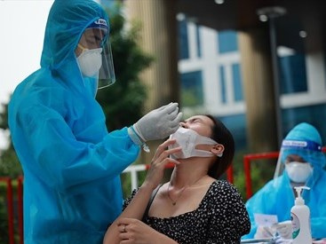 Hà Nội phát hiện thêm 1.646 ca mắc Covid-19, trong đó 483 ca cộng đồng