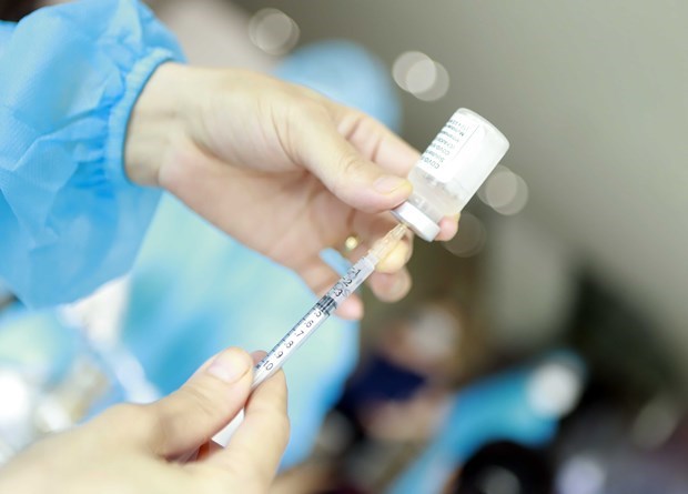 Vì sao vaccine ngừa Covid-19 không tạo ra miễn dịch trọn đời?