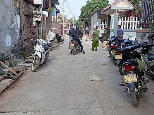 Điều tra nghi án em họ đoạt mạng chị rồi tự sát lúc rạng sáng