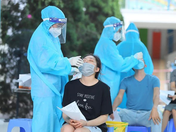 Vĩnh Phúc yêu cầu người vào tỉnh phải có xét nghiệm COVID-19 âm tính