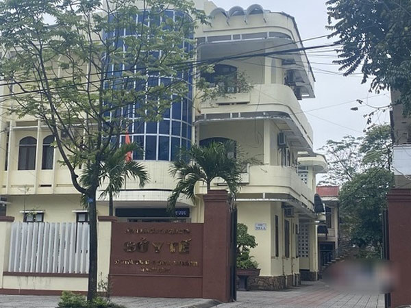 Giám đốc Sở Y tế Quảng Trị: 'Nếu nhận một xu của Việt Á, tôi từ chức ngay'
