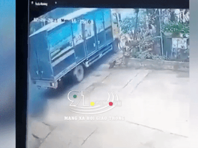 Video: Ám ảnh khoảnh khắc đâm vào đuôi xe tải, vợ gục chết thương tâm trong vòng tay chồng