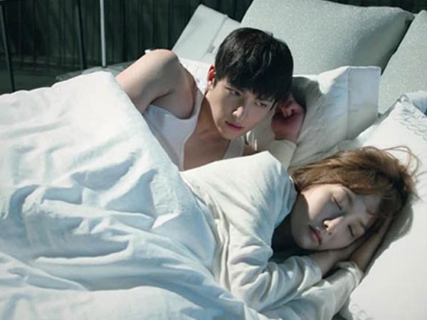 Vợ đi xuất khẩu lao động 3 năm mới về, tôi thò tay sang ôm cô ấy thì giật thót mình vì chạm phải cái bụng lùm lùm