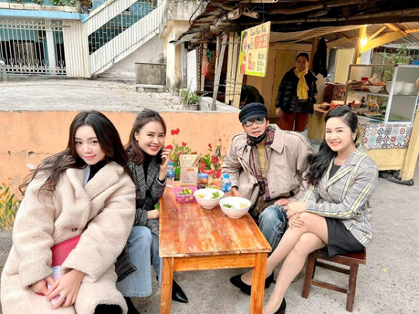 Võ Hoài Nam, Thu Hà, Hồng Diễm, Quỳnh Kool bất ngờ hội ngộ tại quán bún riêu của bà Nga 'Thương ngày nắng về'