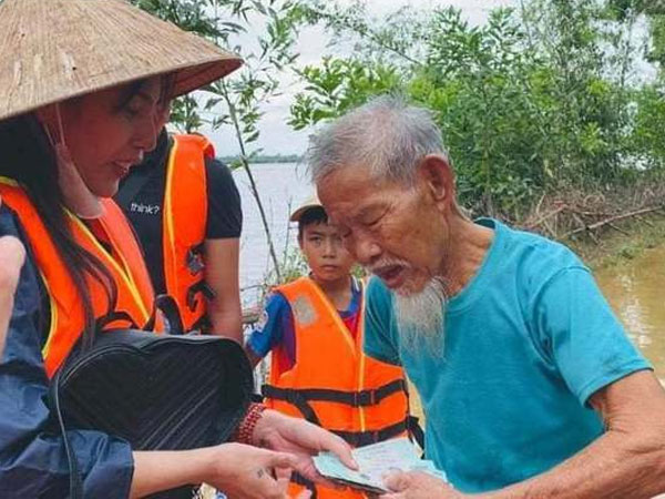 Bộ Công an thông tin kết quả rà soát hoạt động từ thiện của ca sĩ Thủy Tiên
