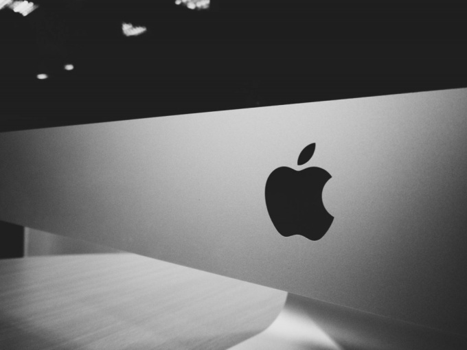 Apple bất ngờ thưởng 'nóng' nhân viên 180.000 USD