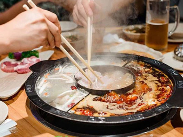 Đây là thói quen ăn uống nguy hiểm của nhiều người Việt trong mùa lạnh, nếu không thay đổi đường dẫn đến ung thư rất gần