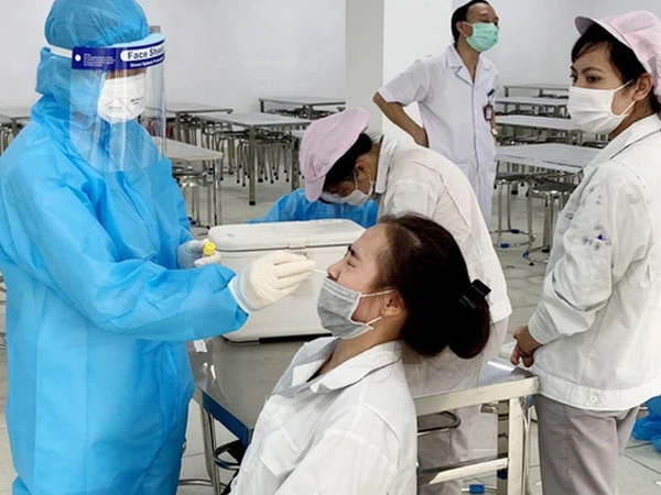 Ngày 31/12 cả nước có 16.515 ca mắc mới trong đó 39 ca nhập cảnh