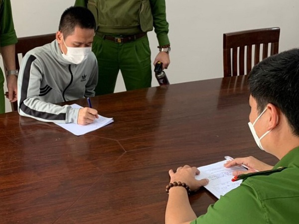 Trong cuộc nhậu, em vợ rút dao đâm anh rể trọng thương