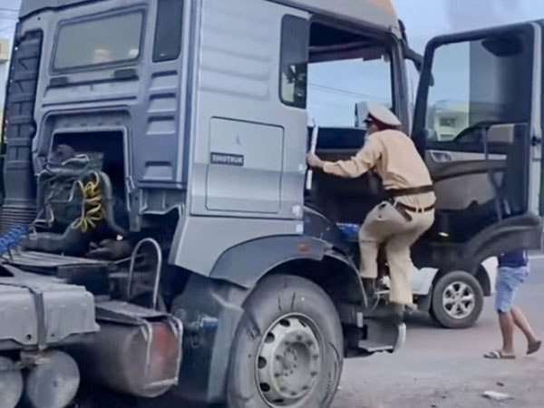 Giám đốc Sở GTVT Bình Định nói về việc cấp bằng lái cho tài xế 'tâm thần'