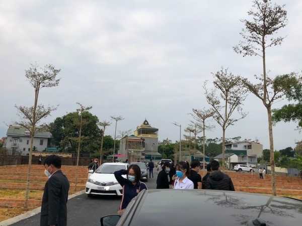 Mất ngủ vì ôm nhiều đất, cuối năm cơn sốt dội về vội thoát hàng