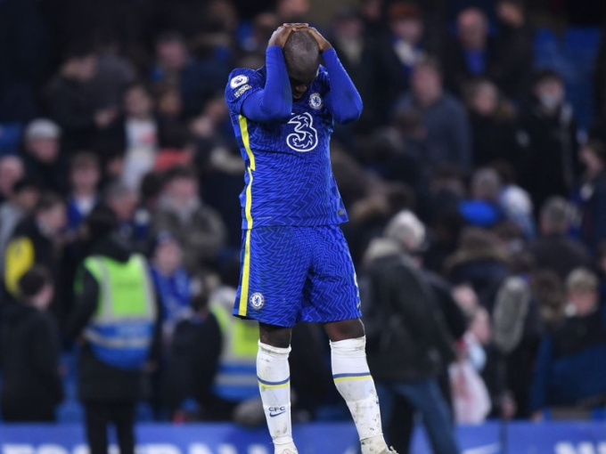 Lukaku bị loại khỏi đội hình Chelsea đấu Liverpool, có hành động lạ trên MXH