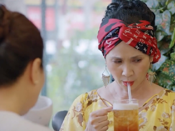 Thương ngày nắng về tập 23: Bà Hiền muốn 'độn thổ' vì cháu nội, Vân Vân bị hãm hại làm nhục trên sóng livestream