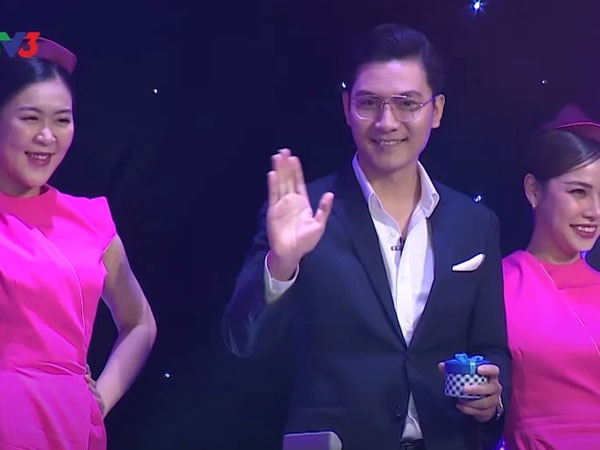 Hành lý tình yêu: Chàng trai lên show hẹn hò tuyên bố 'Không bao giờ công khai người yêu' khiến Lê Hoàng bức xúc