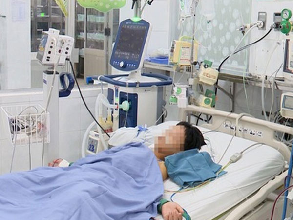 Cặp song sinh 9 tuổi bị dập lá lách, suy dạ dày vì thường xuyên ăn ngũ cốc: BS cảnh báo 2 loại hạt quen thuộc cực hại đối với trẻ nhỏ