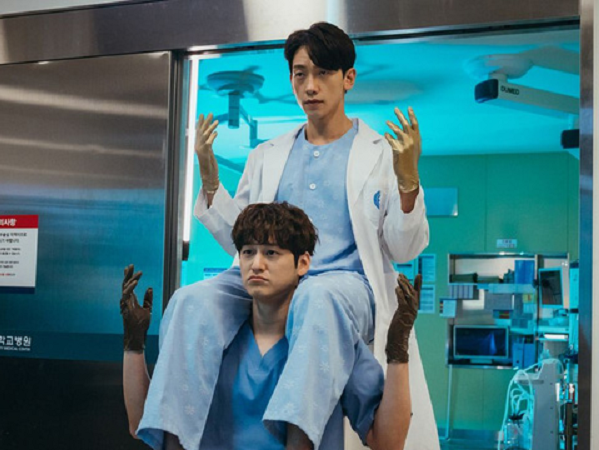 Bi Rain - Kim Bum gây sốt khi tái xuất với bộ phim giả tưởng 'Bác sĩ Ma'