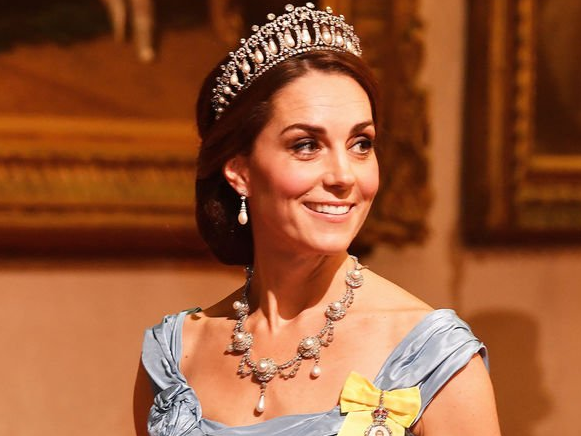 Tước hiệu tương lai của Kate khác gì so với Nữ hoàng Elizabeth II và Camilla?