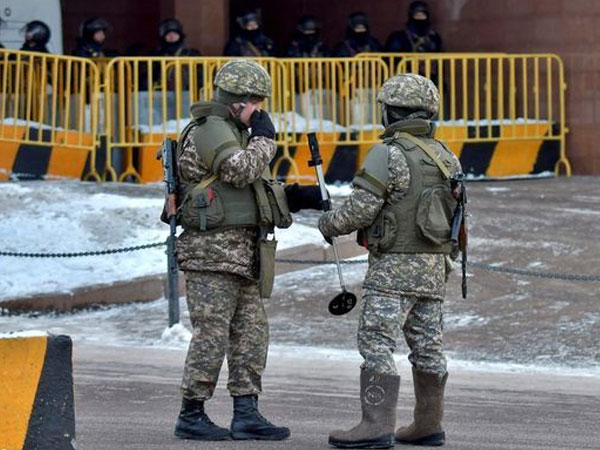 Tổng thống Kazakhstan tuyên bố đã dập tắt được bạo loạn