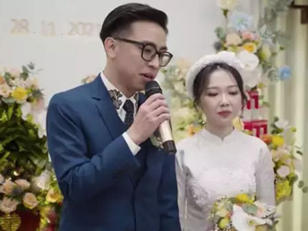 Thiếu gia đình đám Hà thành thường xuyên bị vợ 'bạo hành'