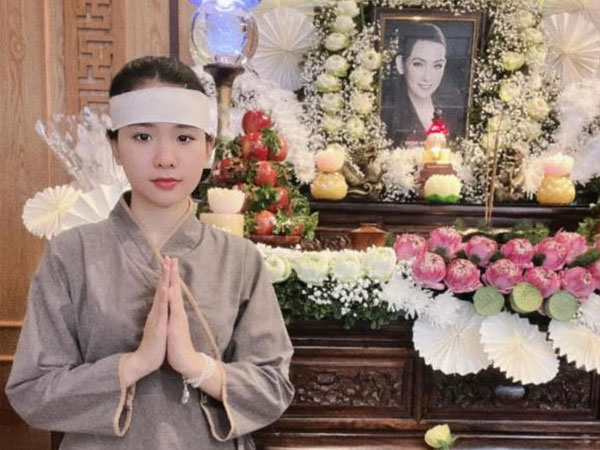 Con gái nuôi Phi Nhung tiết lộ lời nhờ vả của Hồ Văn Cường trước khi rời khỏi nhà mẹ nuôi
