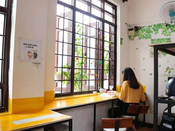 Bóc phốt chị họ lương cao không bao tiền nhà, cô gái bị mắng sa sả