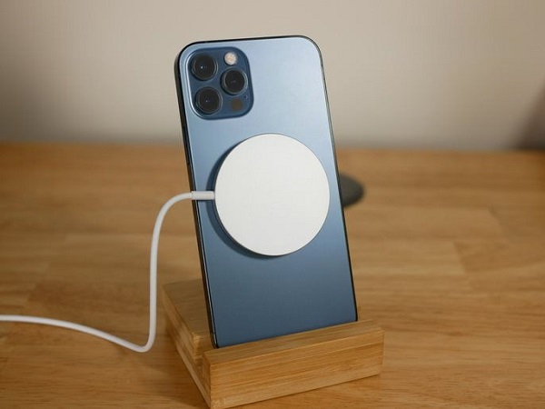Sạc Magsafe chính hãng lên kệ tại Việt Nam