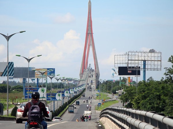 F0 giảm mạnh, nhiều dịch vụ ở miền Tây hoạt động trở lại