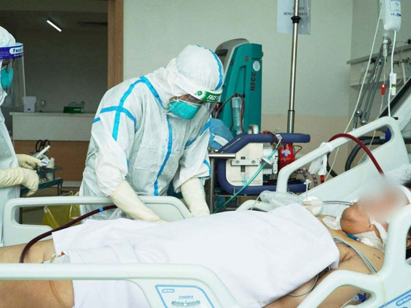 Hậu COVID-19: Nhiều người bị di chứng phổi, tim mạch, rối loạn tâm thần