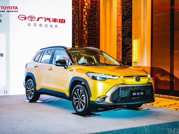 Toyota Frontlander 2022 - 'anh em' Corolla Cross từ 440 triệu đồng