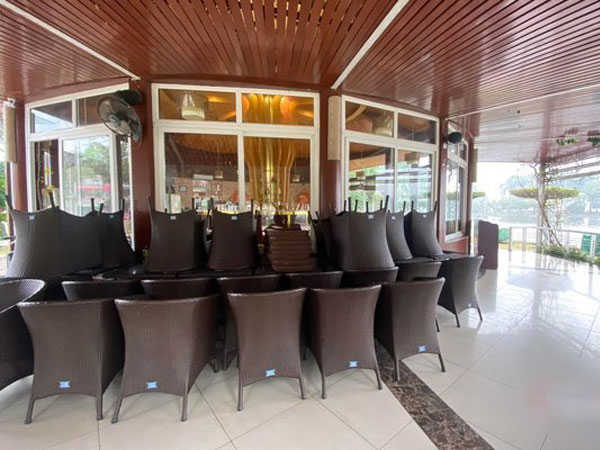 Bị bắt xét nghiệm cho khách,  hàng loạt cửa hàng ăn uống ở Hải Dương đóng cửa