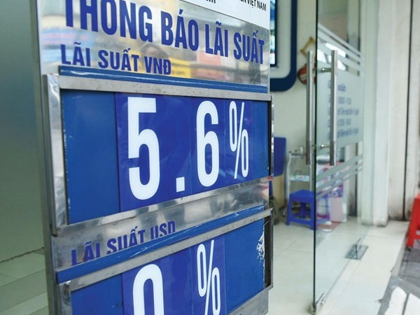 Treo lãi suất cao thu lãi lớn, coi chừng 'gậy ông đập lưng ông'