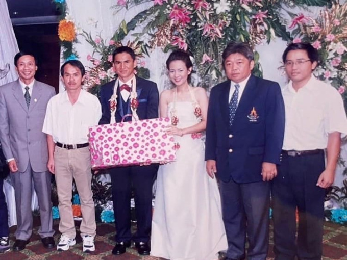 Vợ Kiatisuk lần đầu tiết lộ 5 điều đặc biệt về bầu Đức