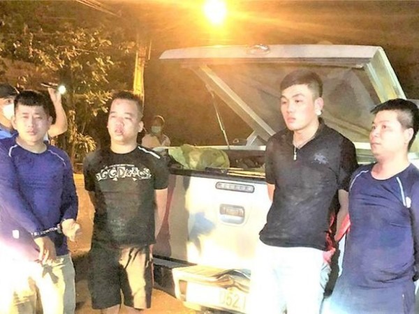 Bắt giữ nhóm đối tượng chở 4 tạ pháo từ biên giới Bình Phước về Đồng Nai