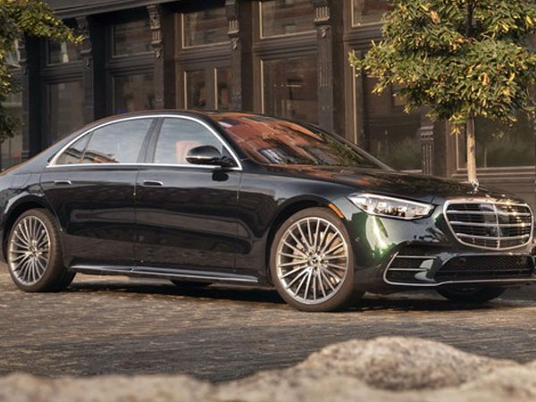 Hơn 1.200 xe sang Mercedes-Benz S-Class và EQS bị triệu hồi do lỗi phần mềm