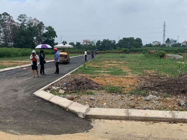 Lo ngại nguy cơ 'bong bóng' bất động sản
