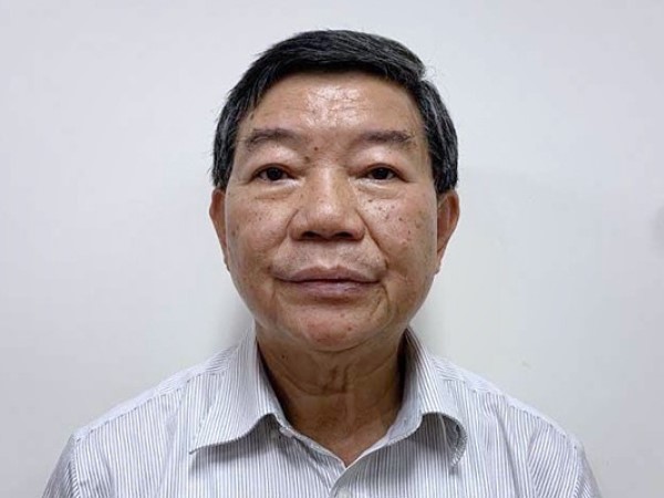 Cựu Giám đốc Bệnh viện Bạch Mai Nguyễn Quốc Anh hầu tòa