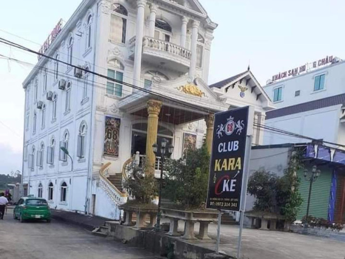 9 nữ nhân viên quán karaoke bị ho, sổ mũi, đi khám thì phát hiện nhiễm Covid-19