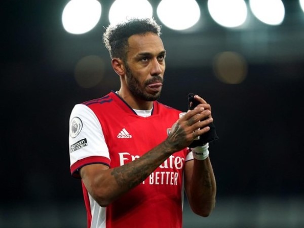 Aubameyang được đại gia châu Á dùng tiền 'khủng' chèo kéo