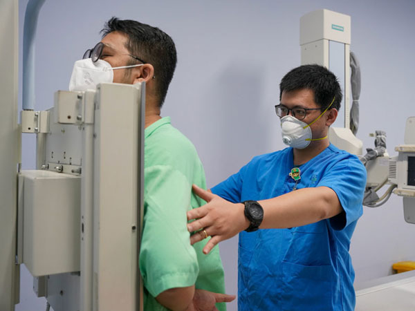 Quên ngay việc vừa nói - triệu chứng ‘sương mù não’ khó lý giải hậu Covid-19