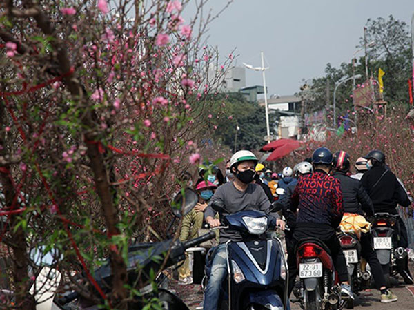 Hà Nội yêu cầu không gây khó khăn cho người dân về quê ăn Tết