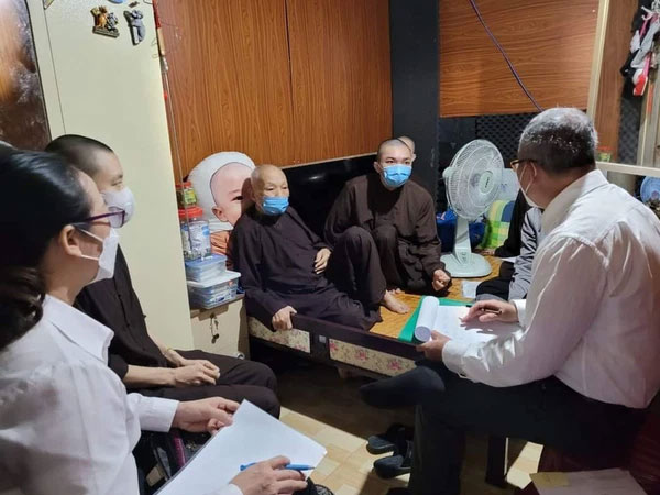 Lộ diện hình ảnh mới nhất của ông Lê Tùng Vân làm việc với các luật sư