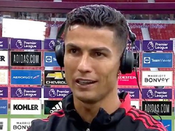 Ronaldo gửi thông điệp sau chiến thắng nghẹt thở của MU