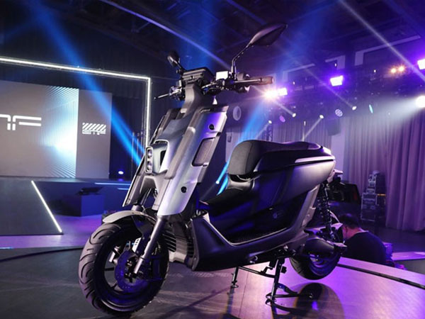 Yamaha EMF - xe máy điện mạnh như xe ga 125cc, giá 81 triệu đồng