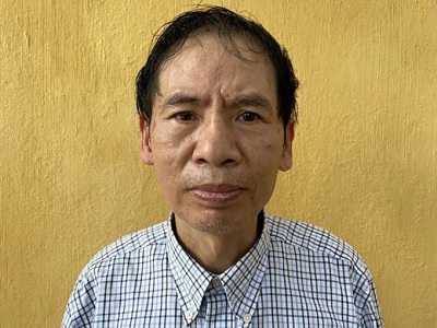 'Thao túng' giá 7 triệu cổ phiếu, cựu giám đốc bị bắt