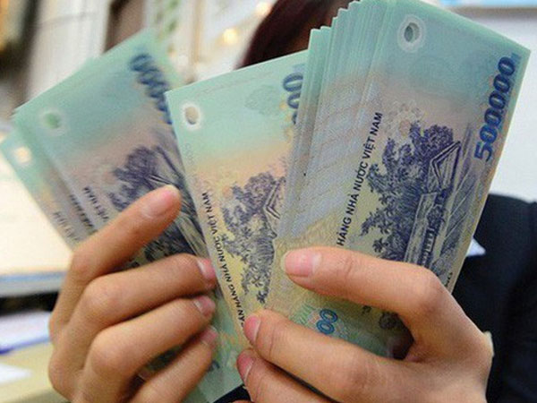 Thị trường Tết 'nóng' dần