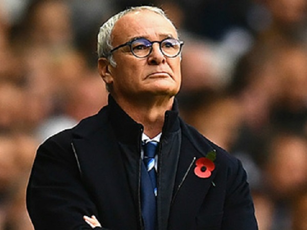 Watford sa thải Ranieri chỉ sau 3 tháng rưỡi