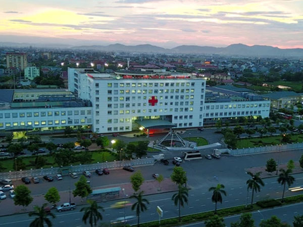 Lãnh đạo bệnh viện lên tiếng vụ trưởng khoa bị tố sàm sỡ người nhà bệnh nhân