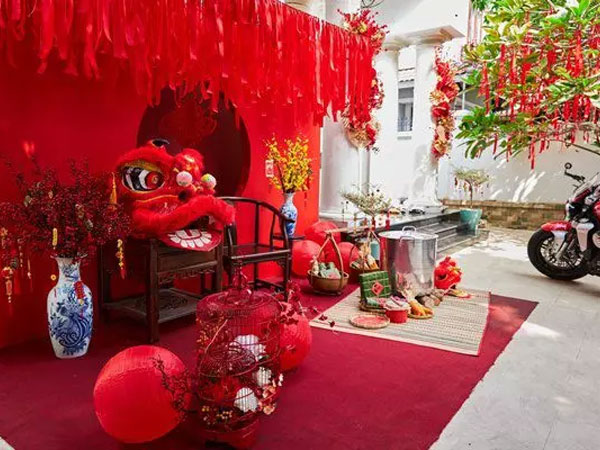 Ảnh trang trí nhà cửa đón Tết toàn mùi tiền của Đoàn Di Băng